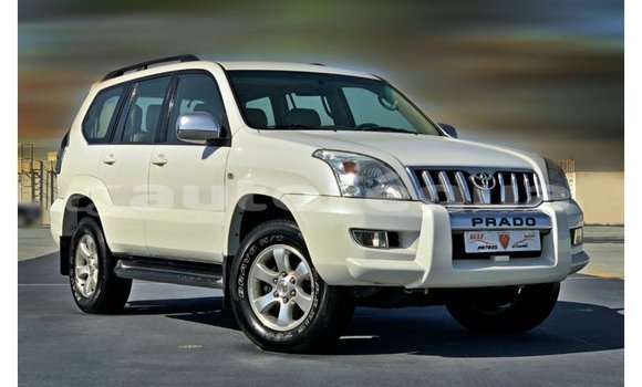 Acheter Import Voiture Toyota Prado Blanc à Import - Dubai, Marquesas Acheter Import Voiture Toyota Prado Blanc à Import - Dubai, Marquesas