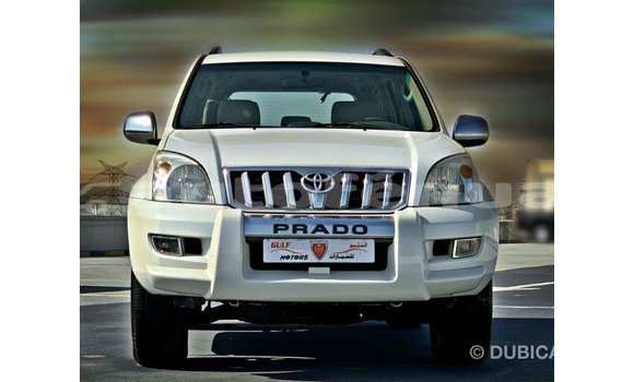 Acheter Import Voiture Toyota Prado Blanc à Import - Dubai, Marquesas Acheter Import Voiture Toyota Prado Blanc à Import - Dubai, Marquesas