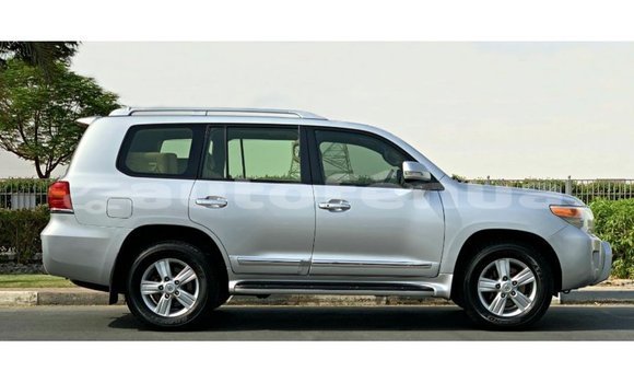 Buy Import Toyota Land Cruiser Other Car in Import - Dubai in Marquesas Buy Import Toyota Land Cruiser Other Car in Import - Dubai in Marquesas