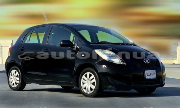 Acheter Import Voiture Toyota Yaris Noir à Import - Dubai, Marquesas