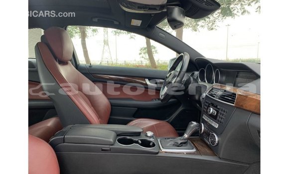 Acheter Import Voiture Mercedes-Benz 190 Autre à Import - Dubai, Marquesas Acheter Import Voiture Mercedes-Benz 190 Autre à Import - Dubai, Marquesas