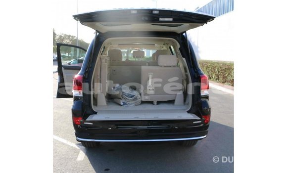Acheter Import Voiture Toyota Land Cruiser Noir à Import - Dubai, Marquesas Acheter Import Voiture Toyota Land Cruiser Noir à Import - Dubai, Marquesas