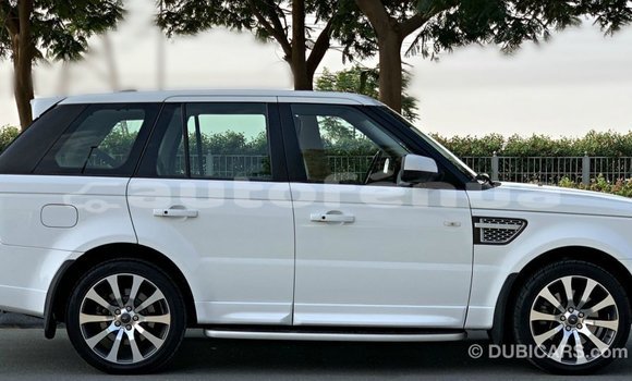 Acheter Import Voiture Land Rover Range Rover Blanc à Import - Dubai, Marquesas Acheter Import Voiture Land Rover Range Rover Blanc à Import - Dubai, Marquesas