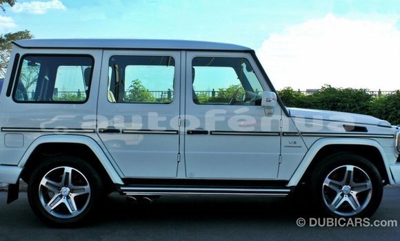 Acheter Import Voiture Mercedes-Benz KOMPRESSOR Blanc à Import - Dubai, Marquesas Acheter Import Voiture Mercedes-Benz KOMPRESSOR Blanc à Import - Dubai, Marquesas