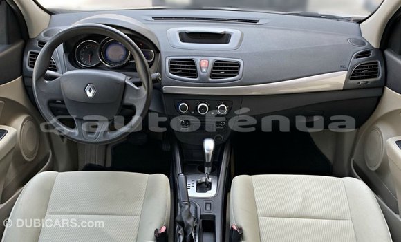 Acheter Import Voiture Renault Fluence Blanc à Import - Dubai, Marquesas Acheter Import Voiture Renault Fluence Blanc à Import - Dubai, Marquesas
