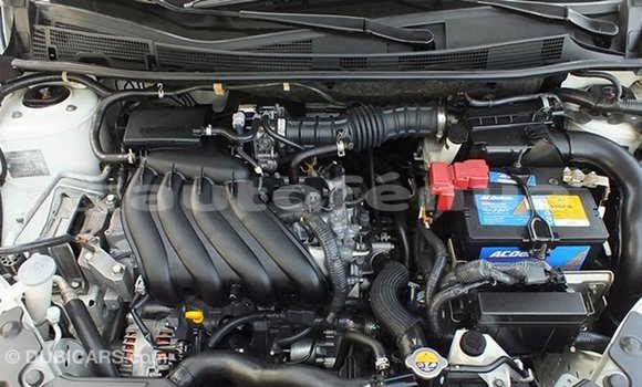 Acheter Import Voiture Nissan Tiida Blanc à Import - Dubai, Marquesas Acheter Import Voiture Nissan Tiida Blanc à Import - Dubai, Marquesas