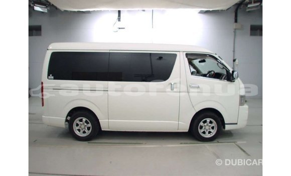 Buy Import Toyota Regius White Car in Import - Dubai in Marquesas Buy Import Toyota Regius White Car in Import - Dubai in Marquesas