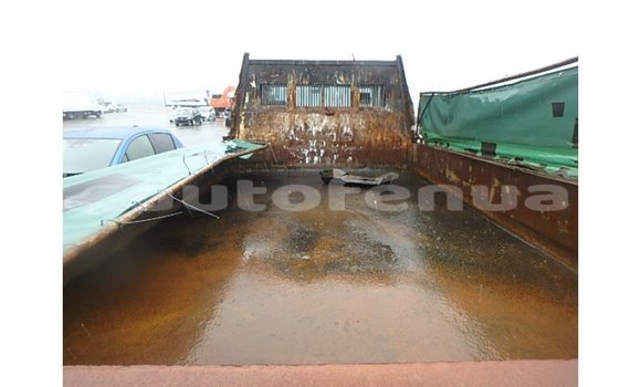 Buy Import Nissan 350Z Brown Car in Import - Dubai in Marquesas Buy Import Nissan 350Z Brown Car in Import - Dubai in Marquesas