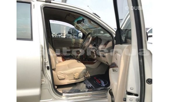 Buy Import Toyota Hilux Other Car in Import - Dubai in Marquesas Buy Import Toyota Hilux Other Car in Import - Dubai in Marquesas