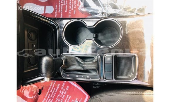 Acheter Import Voiture Kia Sorento Autre à Import - Dubai, Marquesas Acheter Import Voiture Kia Sorento Autre à Import - Dubai, Marquesas