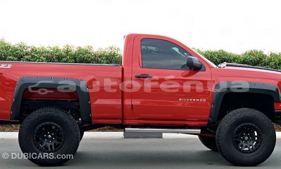 Acheter Import Voiture Chevrolet Silverado Rouge à Import - Dubai, Marquesas Acheter Import Voiture Chevrolet Silverado Rouge à Import - Dubai, Marquesas