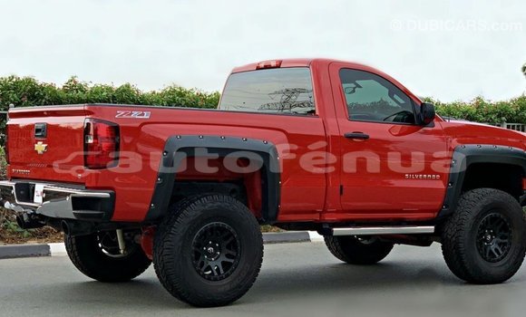 Acheter Import Voiture Chevrolet Silverado Rouge à Import - Dubai, Marquesas Acheter Import Voiture Chevrolet Silverado Rouge à Import - Dubai, Marquesas