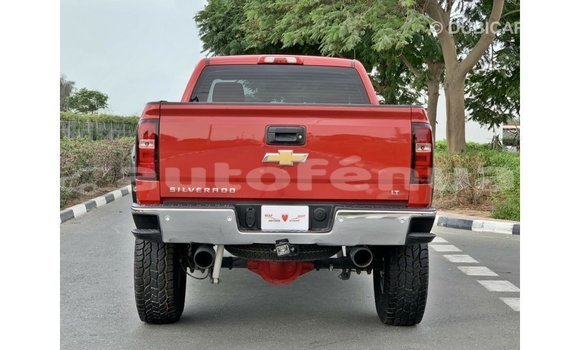 Acheter Import Voiture Chevrolet Silverado Rouge à Import - Dubai, Marquesas Acheter Import Voiture Chevrolet Silverado Rouge à Import - Dubai, Marquesas