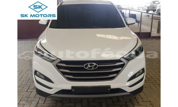 Acheter Import Voiture Hyundai Tucson Blanc à Import - Dubai, Marquesas