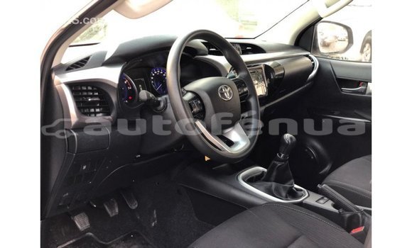 Acheter Import Voiture Toyota Hilux Blanc à Import - Dubai, Marquesas Acheter Import Voiture Toyota Hilux Blanc à Import - Dubai, Marquesas
