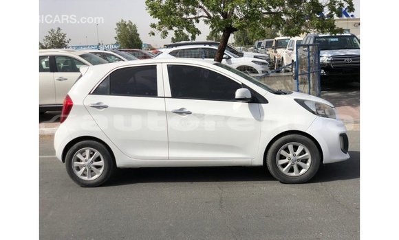 Acheter Import Voiture Kia Picanto Blanc à Import - Dubai, Marquesas Acheter Import Voiture Kia Picanto Blanc à Import - Dubai, Marquesas