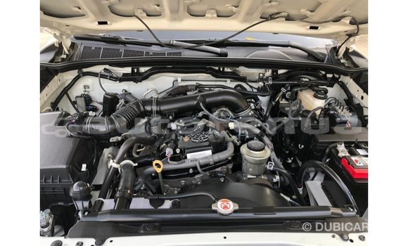 Acheter Import Voiture Toyota Fortuner Blanc à Import - Dubai, Marquesas Acheter Import Voiture Toyota Fortuner Blanc à Import - Dubai, Marquesas