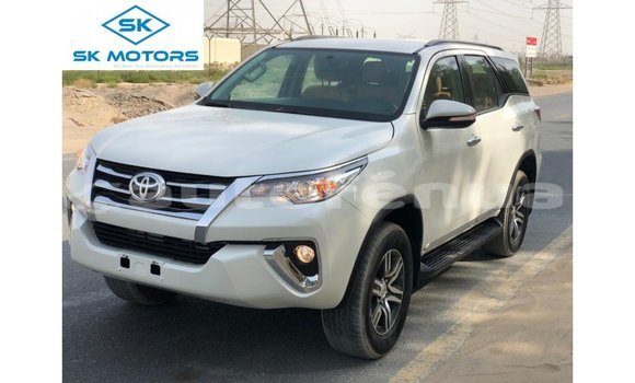Buy Import Toyota Fortuner White Car in Import - Dubai in Marquesas Buy Import Toyota Fortuner White Car in Import - Dubai in Marquesas