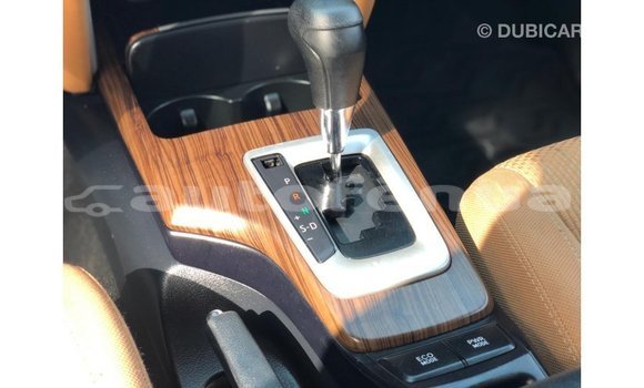 Acheter Import Voiture Toyota Fortuner Blanc à Import - Dubai, Marquesas Acheter Import Voiture Toyota Fortuner Blanc à Import - Dubai, Marquesas