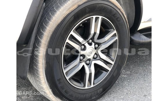 Acheter Import Voiture Toyota Fortuner Blanc à Import - Dubai, Marquesas Acheter Import Voiture Toyota Fortuner Blanc à Import - Dubai, Marquesas