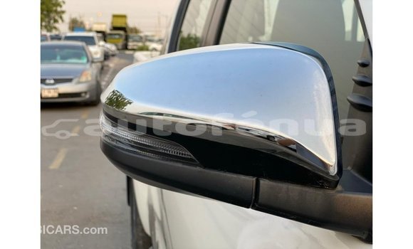 Acheter Import Voiture Toyota Hilux Blanc à Import - Dubai, Marquesas Acheter Import Voiture Toyota Hilux Blanc à Import - Dubai, Marquesas