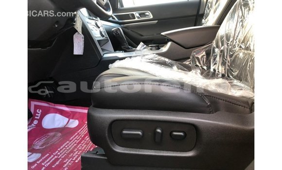 Acheter Import Voiture Ford Explorer Bleu à Import - Dubai, Marquesas Acheter Import Voiture Ford Explorer Bleu à Import - Dubai, Marquesas