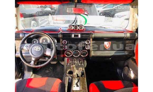 Acheter Import Voiture Toyota FJ Cruiser Noir à Import - Dubai, Marquesas Acheter Import Voiture Toyota FJ Cruiser Noir à Import - Dubai, Marquesas