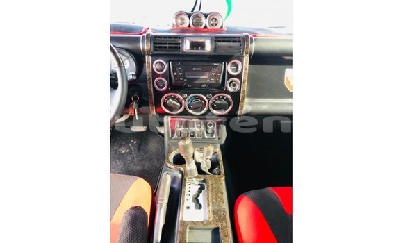 Acheter Import Voiture Toyota FJ Cruiser Noir à Import - Dubai, Marquesas Acheter Import Voiture Toyota FJ Cruiser Noir à Import - Dubai, Marquesas