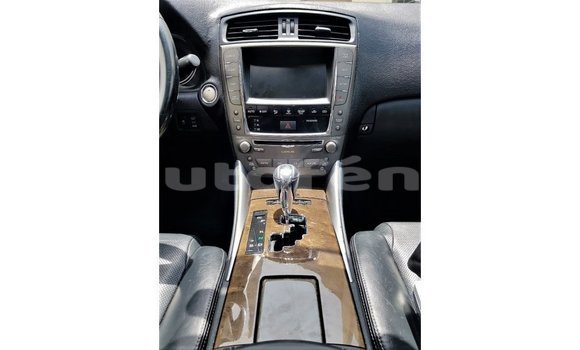 Acheter Import Voiture Lexus IS Bleu à Import - Dubai, Marquesas Acheter Import Voiture Lexus IS Bleu à Import - Dubai, Marquesas