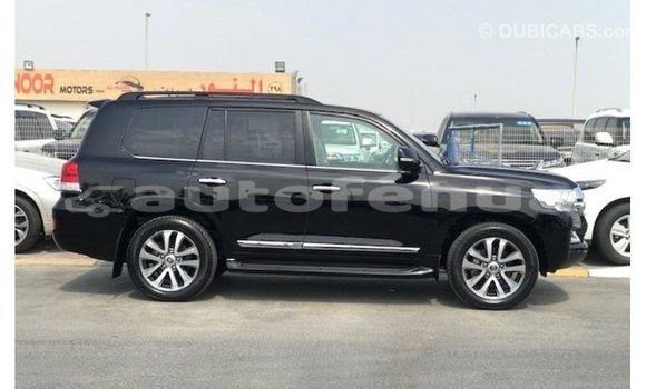 Buy Import Toyota Land Cruiser Black Car in Import - Dubai in Marquesas Buy Import Toyota Land Cruiser Black Car in Import - Dubai in Marquesas