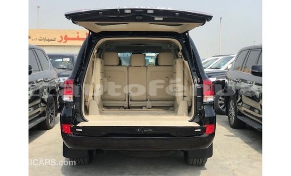 Buy Import Toyota Land Cruiser Black Car in Import - Dubai in Marquesas Buy Import Toyota Land Cruiser Black Car in Import - Dubai in Marquesas