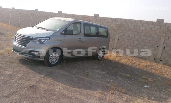 Acheter Import Utilitaire Hyundai Chorus Marron à Import - Dubai, Marquesas Acheter Import Utilitaire Hyundai Chorus Marron à Import - Dubai, Marquesas