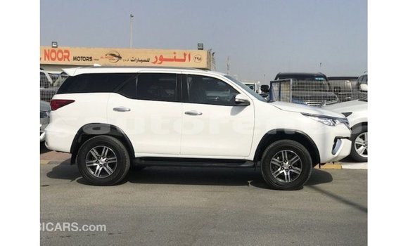 Buy Import Toyota Fortuner White Car in Import - Dubai in Marquesas Buy Import Toyota Fortuner White Car in Import - Dubai in Marquesas