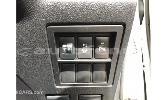 Buy Import Toyota Fortuner White Car in Import - Dubai in Marquesas Buy Import Toyota Fortuner White Car in Import - Dubai in Marquesas