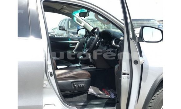 Buy Import Toyota Fortuner Other Car in Import - Dubai in Marquesas Buy Import Toyota Fortuner Other Car in Import - Dubai in Marquesas