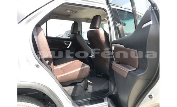 Buy Import Toyota Fortuner Other Car in Import - Dubai in Marquesas Buy Import Toyota Fortuner Other Car in Import - Dubai in Marquesas
