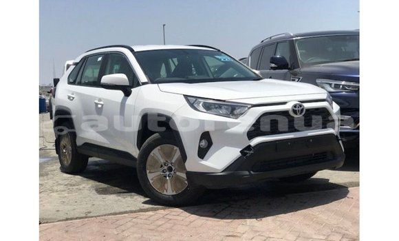 Acheter Import Voiture Toyota 4Runner Blanc à Import - Dubai, Marquesas Acheter Import Voiture Toyota 4Runner Blanc à Import - Dubai, Marquesas