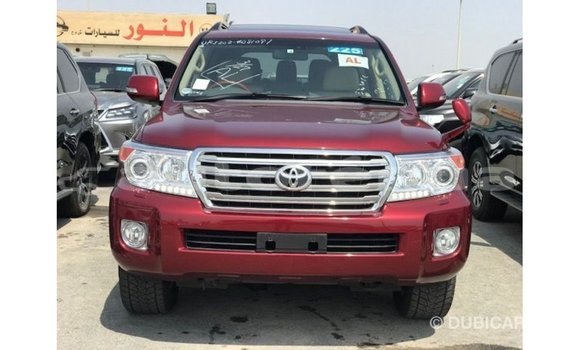 Acheter Import Voiture Toyota Land Cruiser Rouge à Import - Dubai, Marquesas Acheter Import Voiture Toyota Land Cruiser Rouge à Import - Dubai, Marquesas