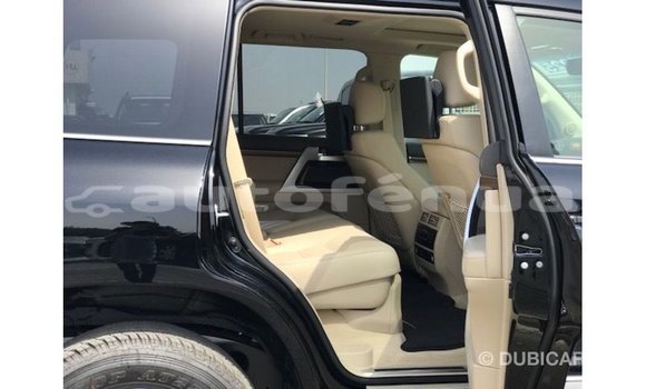 Buy Import Toyota Land Cruiser Black Car in Import - Dubai in Marquesas Buy Import Toyota Land Cruiser Black Car in Import - Dubai in Marquesas
