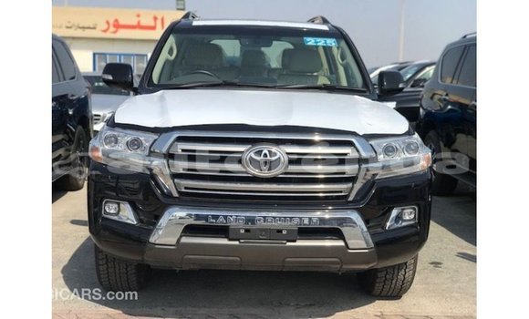 Acheter Import Voiture Toyota Land Cruiser Noir à Import - Dubai, Marquesas Acheter Import Voiture Toyota Land Cruiser Noir à Import - Dubai, Marquesas