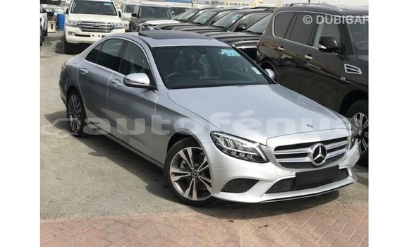 Buy Import Mercedes-Benz 200 Other Car in Import - Dubai in Marquesas Buy Import Mercedes-Benz 200 Other Car in Import - Dubai in Marquesas