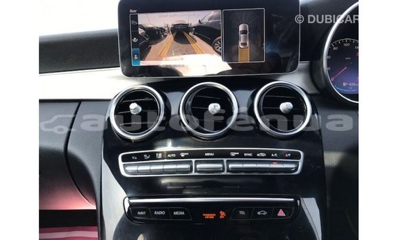 Buy Import Mercedes-Benz 200 Other Car in Import - Dubai in Marquesas Buy Import Mercedes-Benz 200 Other Car in Import - Dubai in Marquesas