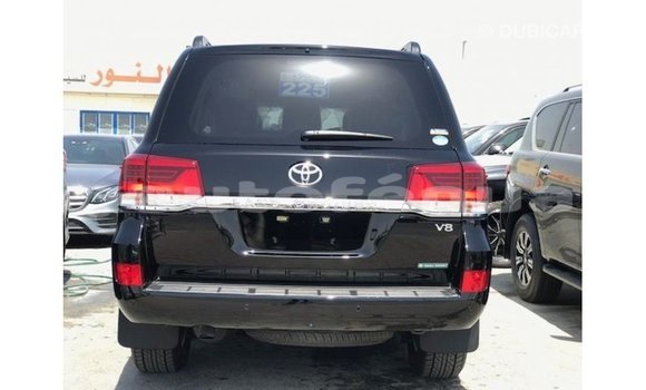 Acheter Import Voiture Toyota Land Cruiser Noir à Import - Dubai, Marquesas Acheter Import Voiture Toyota Land Cruiser Noir à Import - Dubai, Marquesas