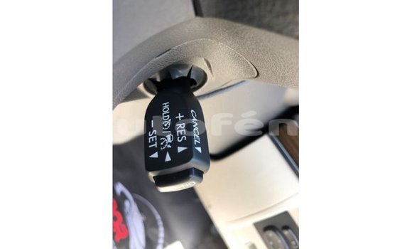 Acheter Import Voiture Toyota Land Cruiser Noir à Import - Dubai, Marquesas Acheter Import Voiture Toyota Land Cruiser Noir à Import - Dubai, Marquesas