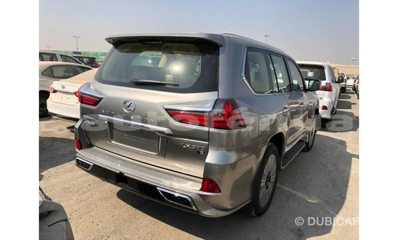 Acheter Import Voiture Lexus LX Autre à Import - Dubai, Marquesas Acheter Import Voiture Lexus LX Autre à Import - Dubai, Marquesas