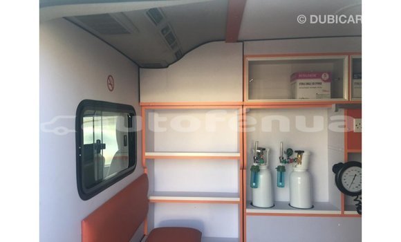 Buy Import Toyota Hiace White Car in Import - Dubai in Marquesas Buy Import Toyota Hiace White Car in Import - Dubai in Marquesas