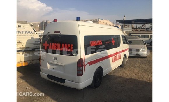 Buy Import Toyota Hiace White Car in Import - Dubai in Marquesas Buy Import Toyota Hiace White Car in Import - Dubai in Marquesas