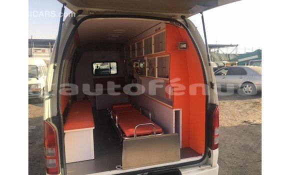 Buy Import Toyota Hiace White Car in Import - Dubai in Marquesas Buy Import Toyota Hiace White Car in Import - Dubai in Marquesas