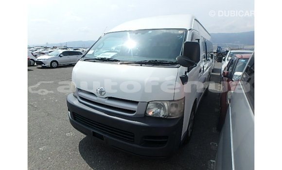 Buy Import Toyota Hiace White Car in Import - Dubai in Marquesas Buy Import Toyota Hiace White Car in Import - Dubai in Marquesas