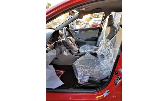 Acheter Import Voiture Hyundai Accent Rouge à Import - Dubai, Marquesas Acheter Import Voiture Hyundai Accent Rouge à Import - Dubai, Marquesas